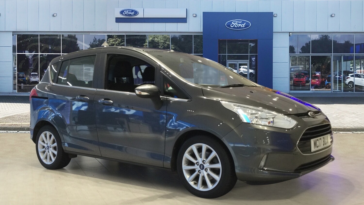 Used Ford B-MAX 1.6 Titanium Navigator 5dr Powershift Petrol Hatchback ...